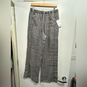 NWT - Splendid Women’s Charcoal Pants, Size Large